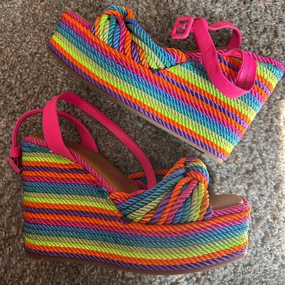 Gianni Bini Women's Rainbow Wedge Platform Sandals Size 8 - Picture 4 of 6
